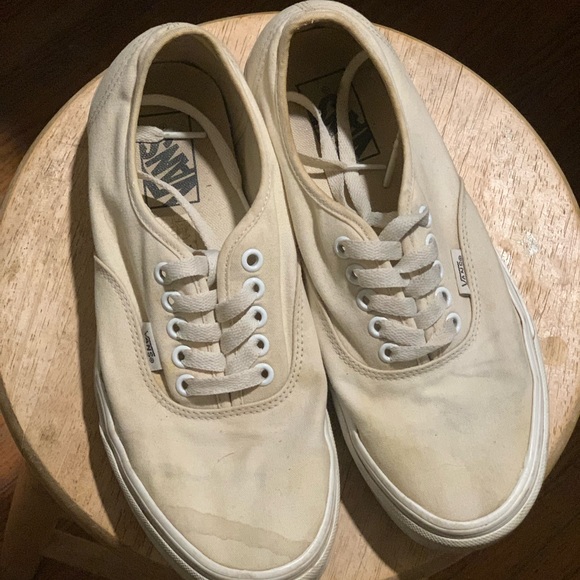 2 pairs of Vans used 7.5 - Picture 6 of 13